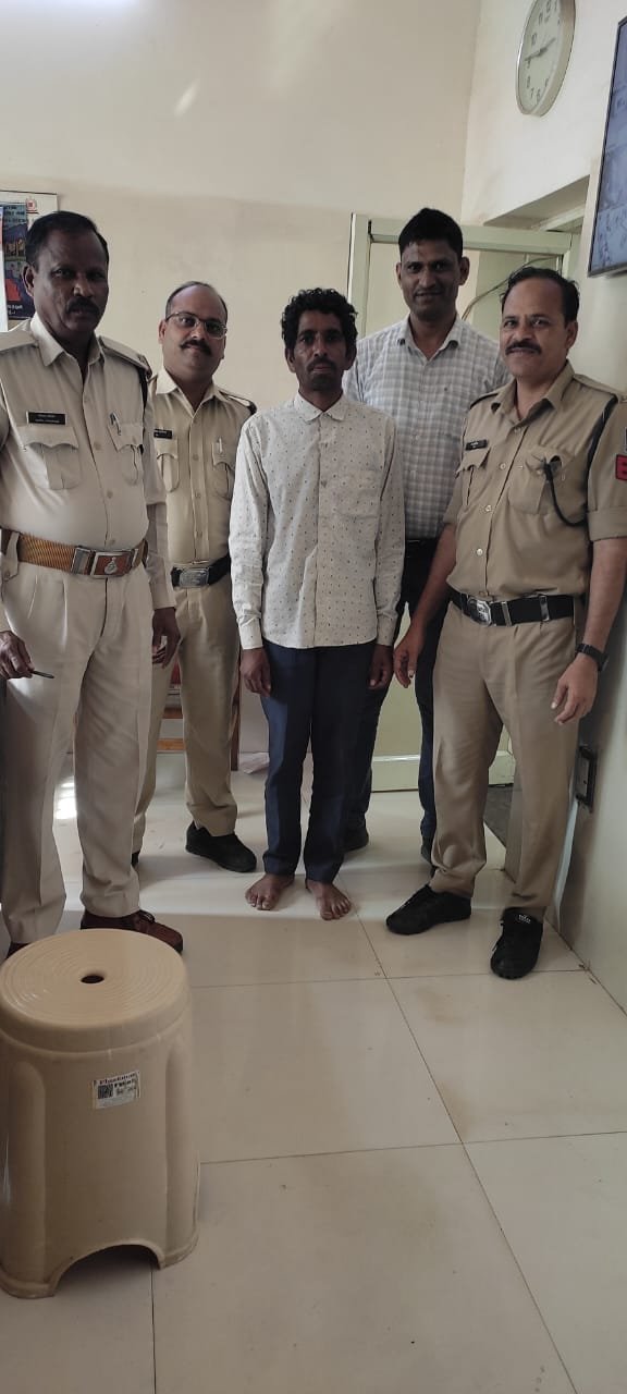 पकड़ा गया बुरहानपुर में बाइकों की चोरी करने वाला, गांव से आकर शहर में करता था चोरियां