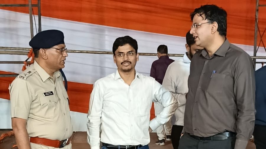 मुख्यमंत्री डॉ. मोहन यादव के दौरे को लेकर पुलिस उप.महानिरीक्षक (निमाड़ रेंज) खरगोन श्री सिद्धार्थ बहुगुणा आए बुरहानपुर