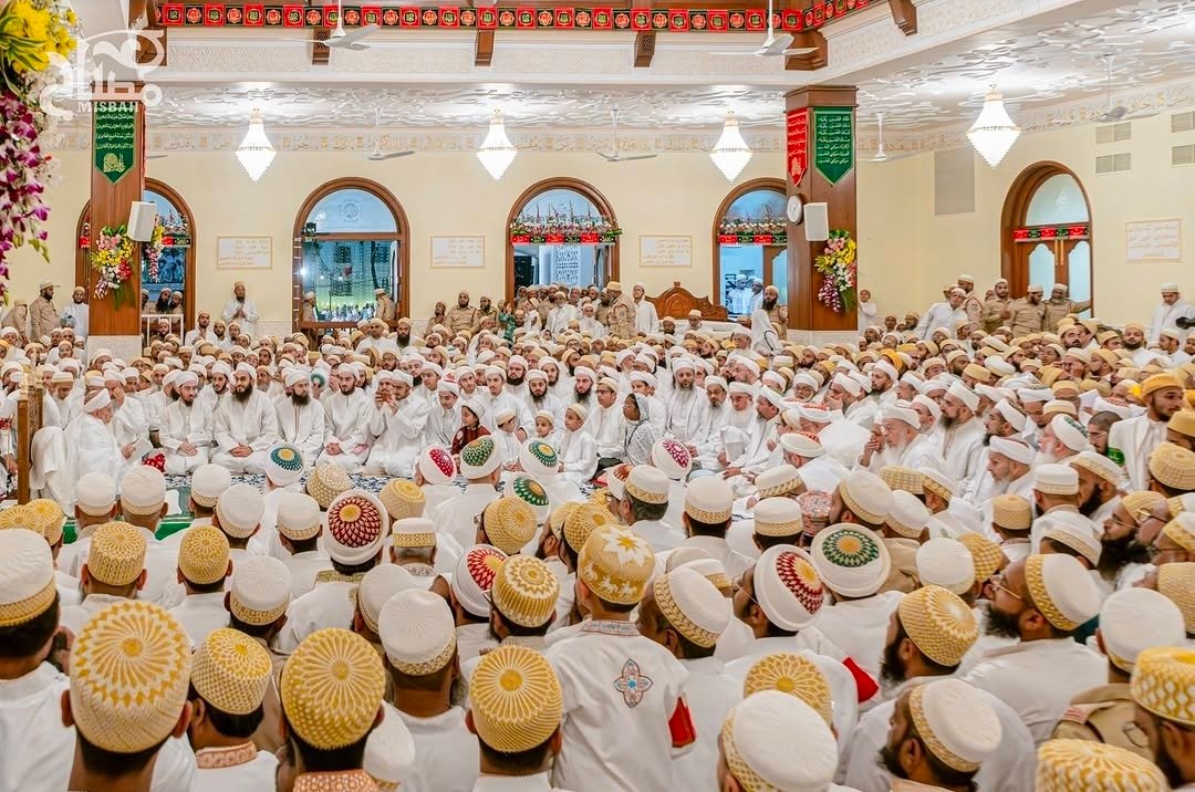भारत के साथ साथ पुरे विश्व मे शांति सदभावना ओर खुशहाली की दुआएं, देश के प्रति वफ़ादार रहना हमारा कर्तव्य – सैय्यदना मुफादल सैफुदीन साहब